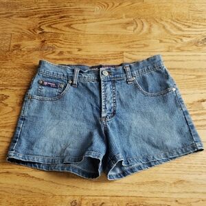 (3/4) London Blues Jean Mini Shorts Denim Retro Y2K Contemporary Vacay Vintage